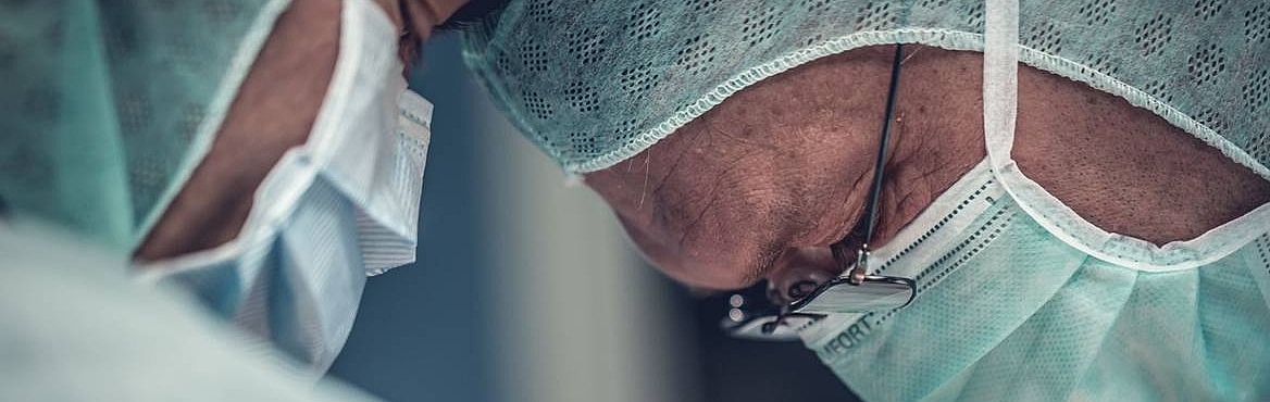 Ärzte während einer Operation